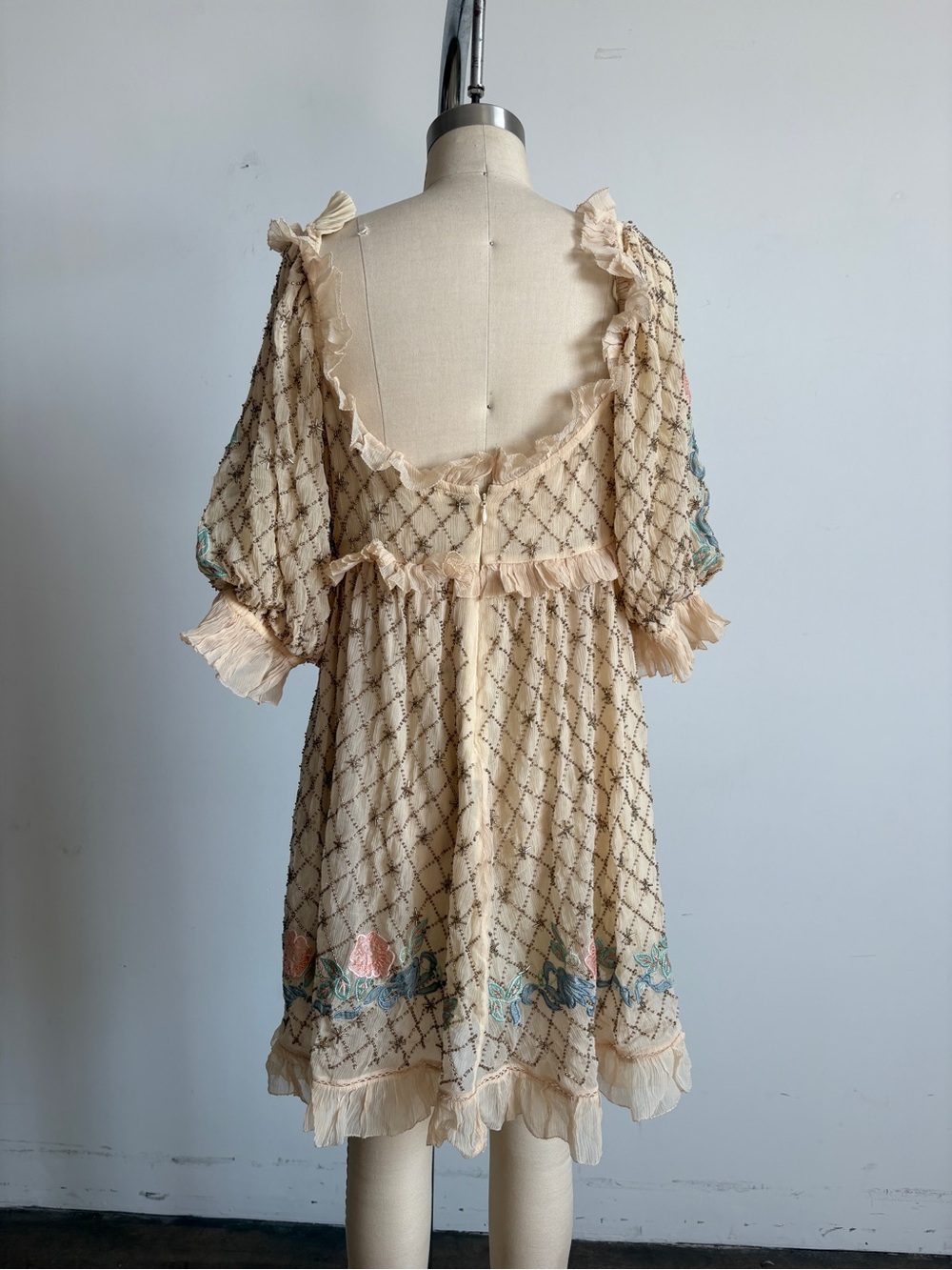 NWT For Love And Lemons Spellbound Rose Mini Dress in Cream Sz Small - Picture 12 of 15